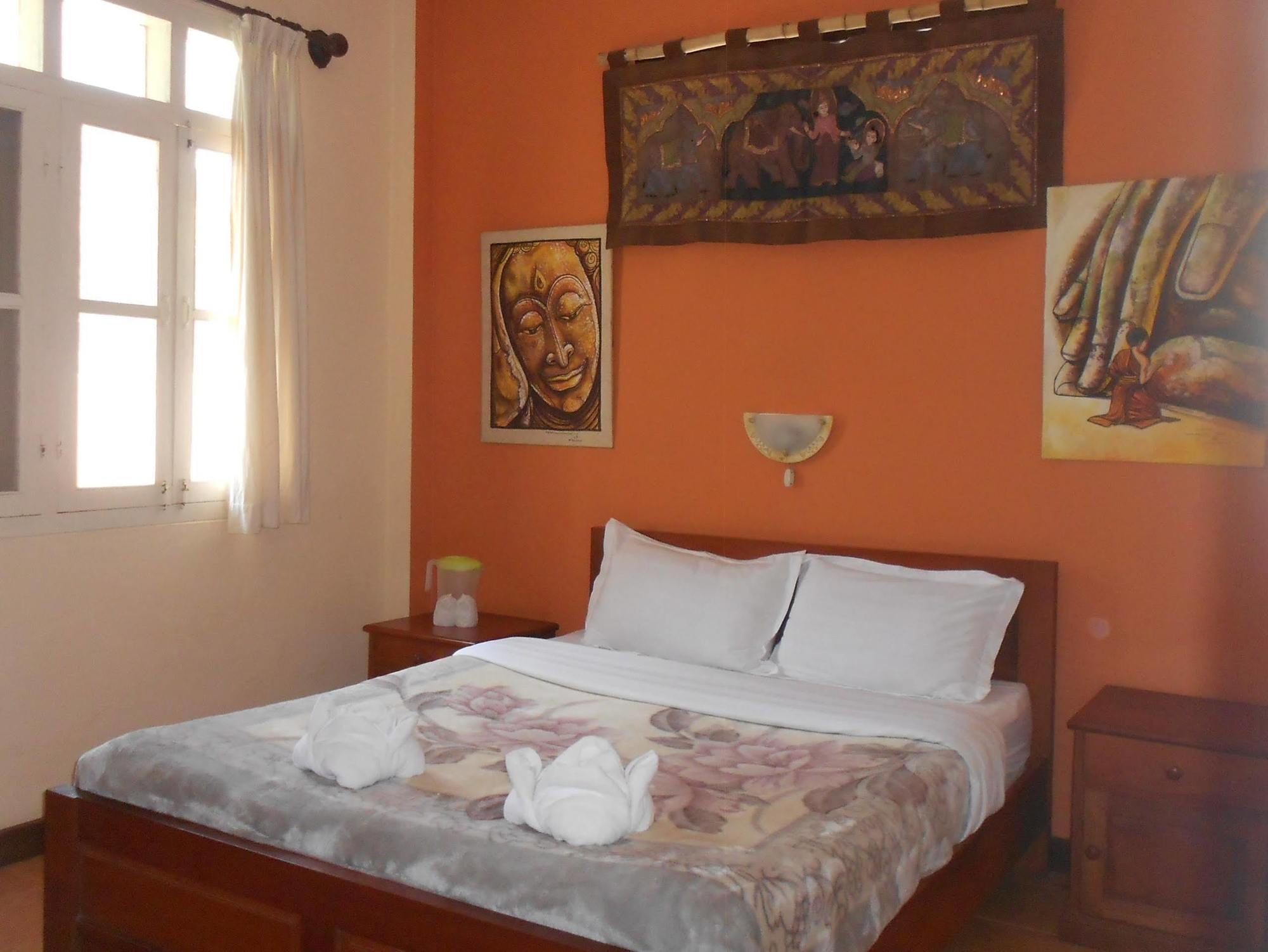Manichan Guesthouse Λουάνγκ Πραμπάνγκ Εξωτερικό φωτογραφία